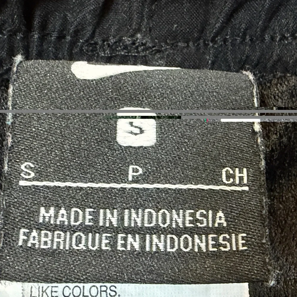 Nike Swim Trunks Mens Sz Small Black Elastic Drawstring Waist Mesh Lined Pockets